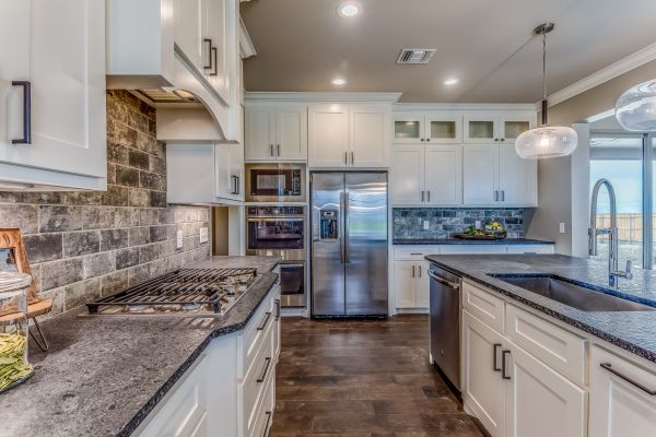 Cabinet Remodeling in Crowley